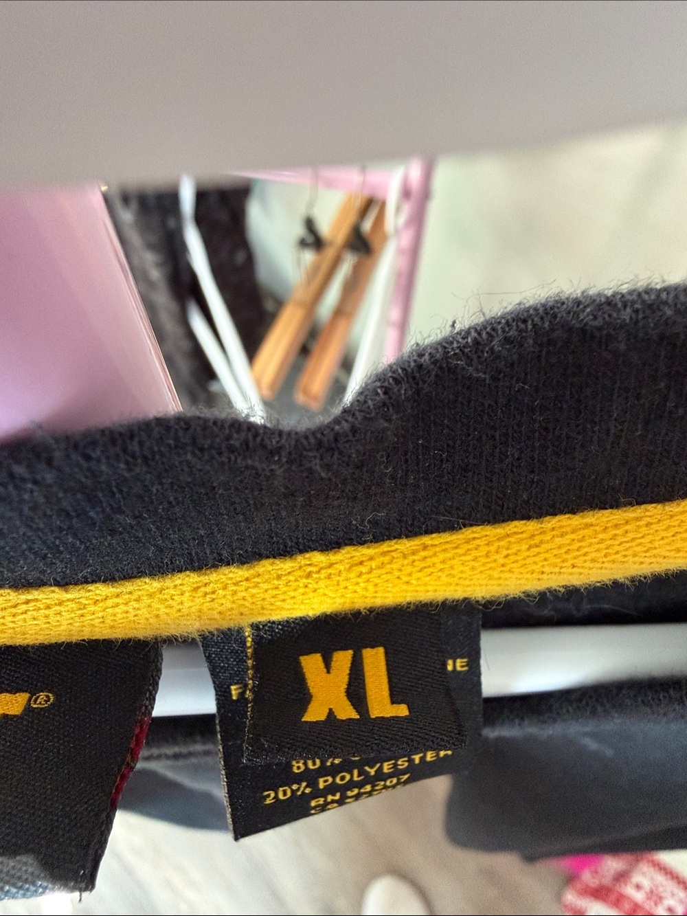 CAT | MENS BLACK SWEATSHIRT CHEST LOGO CREW NECK - Picture 5 of 5